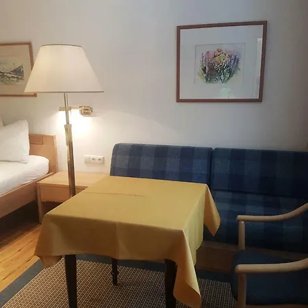 Comfort Bruckner Hotel 2*